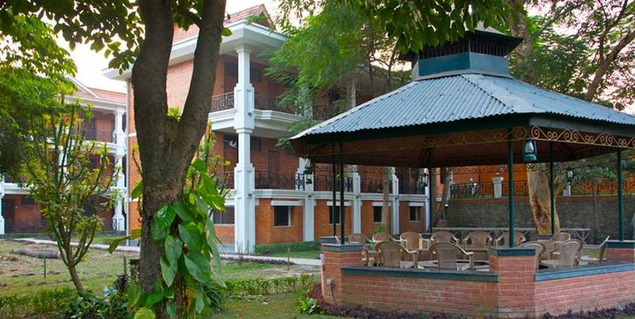 Pavillon, Buddha Maya Garden Hotel, Lumbini, Nepal Rundreise