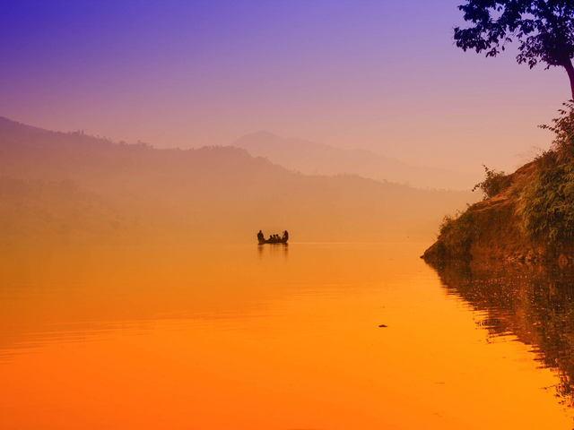 Begnas See, Sonnenuntergang, Bhutan und Nepalreise