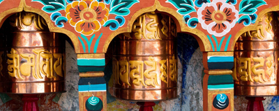 Goldene Gebetsmühlen, Bhutan Rundreise