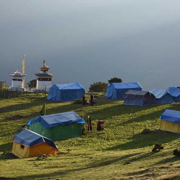 Gesamtansicht des Camps, Bumdra Luxury Camp, Bhutan Rundreise